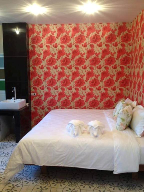 At Casa Guesthouse Amphawa Phòng bức ảnh